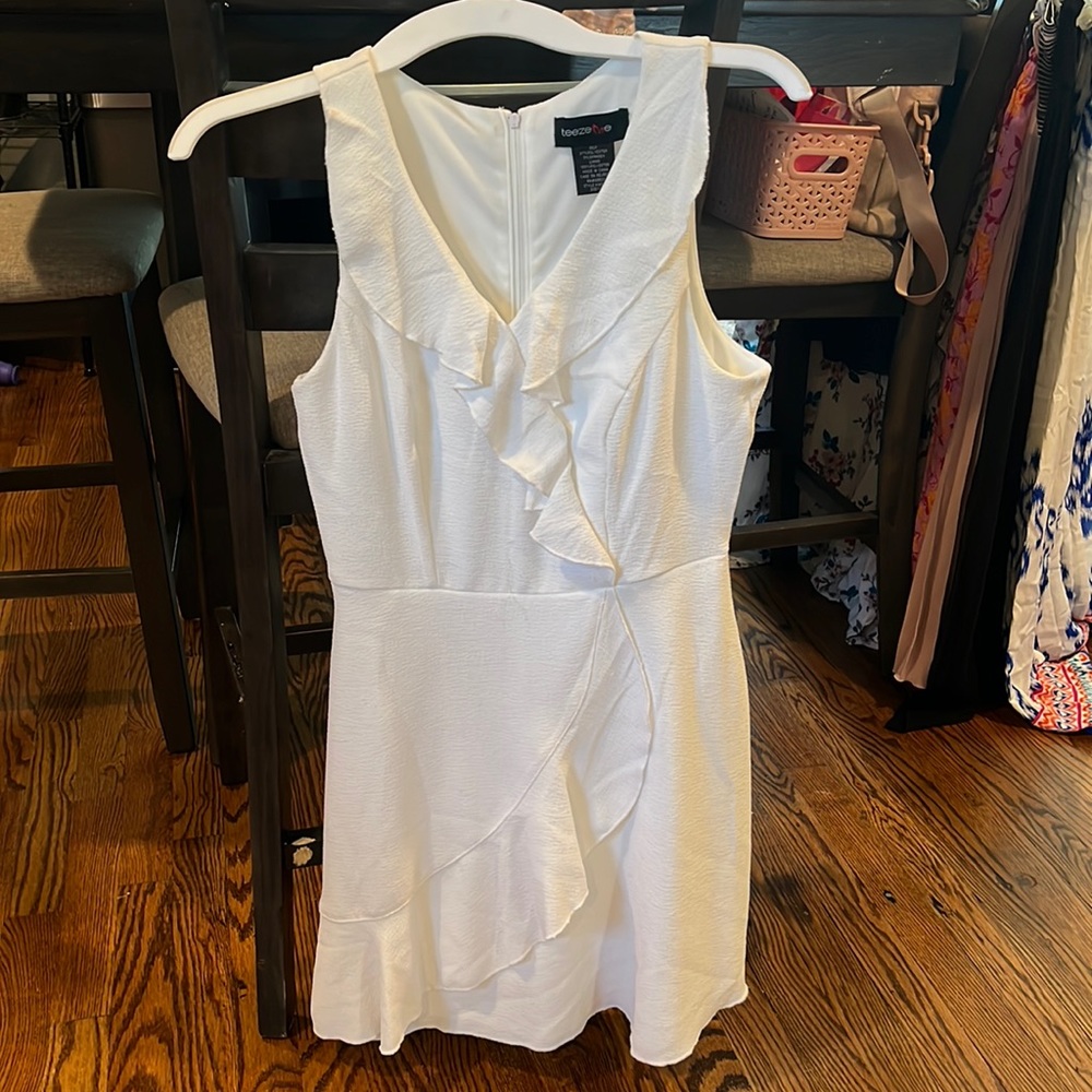white dress